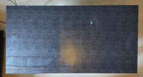table basse en fer forgée et plateau en verre