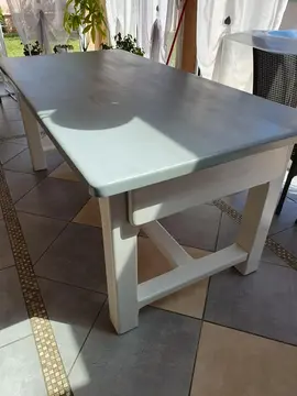 Table en bois massif