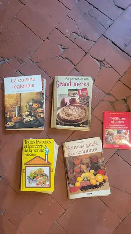 livres de cuisine. lot ou unité