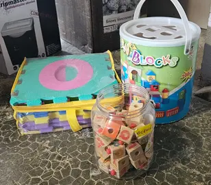 Lot de jouets
