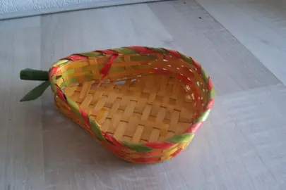 Petite corbeille poire