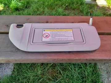 Pare-soleil droit avec éclairages led pour 207,c3