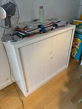 armoire avec portes coulissantes