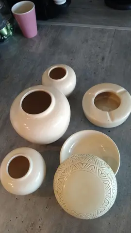5 objets en céramique