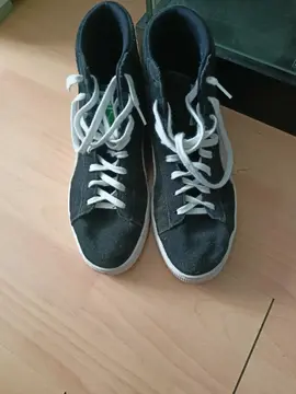 chaussures Puma taille 42