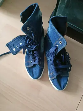 chaussures en jean taille 41