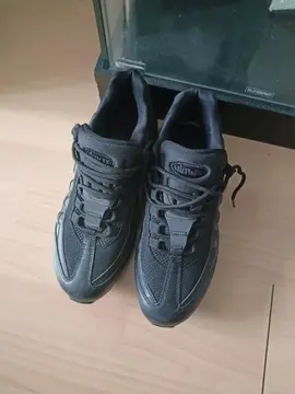 chaussures air max 95 (fausses)