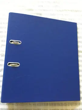 Grand classeur 32 X 29 X7,5 cm