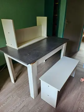 TABLE + 2 BANCS