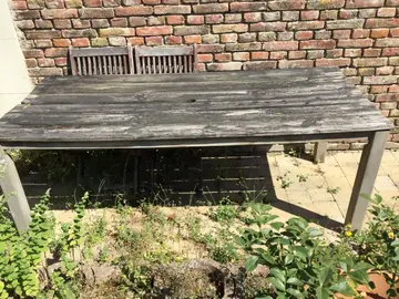 Grande table de jardin 200X90 cm