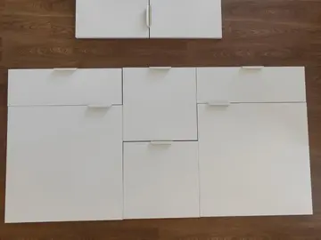 Portes et étagères de cuisine