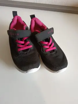 chaussure t 28