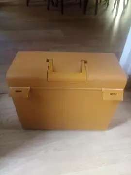 Donne boîte rangement classeur