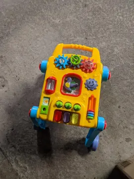 carton de jeux en p^lastique pour enfant