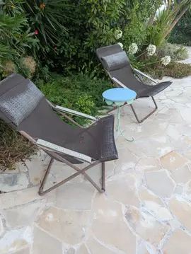 2 chaises longues Lafuma