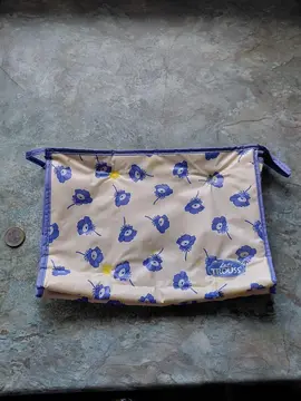 trousse de toilette