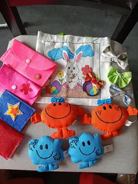 Accessoires feminis ( enfant et adulte)