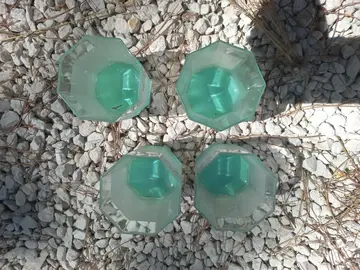 4 verres à eau