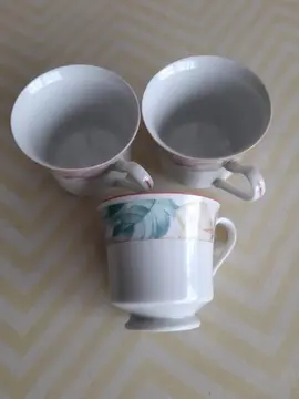 3 tasses