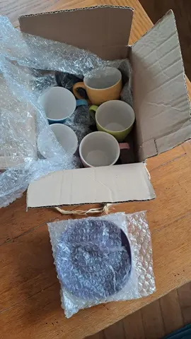 5 tasses et coupelles