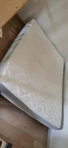 Sommier et matelas + clic-clac