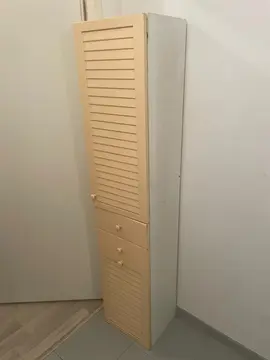 Armoire en bois