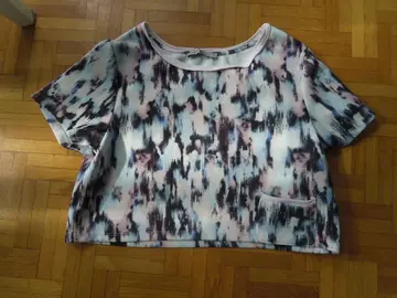 Croc top