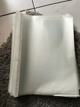 1er lot de pochettes plastifiées