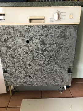 lave vaisselle Miele ne lavant plus