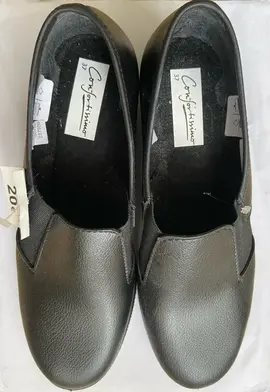 Chaussures neuves