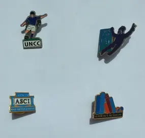 Lot 4 pin's