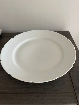 Grand plat blanc