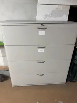 armoire, steelcase à tiroirs pour dossier suspendu