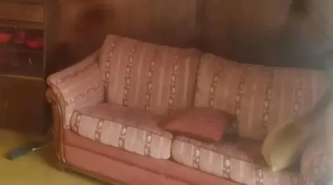 canapé lit et fauteuil