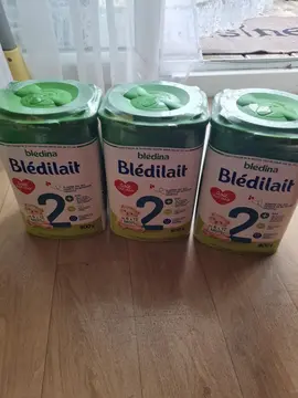 lait en poudre pour bebe neuf