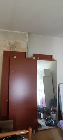 grande armoire avec penderie