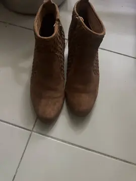 chaussure pointure 39 pieds fin
