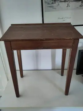 Bureau écolier archéo-stylé