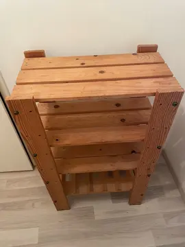 étagère en bois