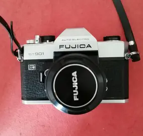 Donne appareil photo Fujica pour pellicule