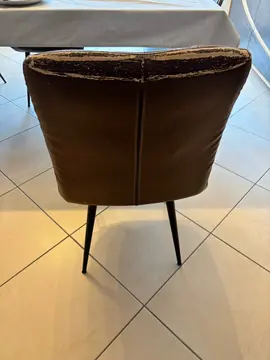 4 chaises
