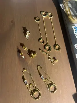 boucles d’oreilles