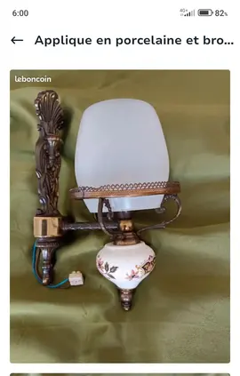 Applique en porcelaine et bronze