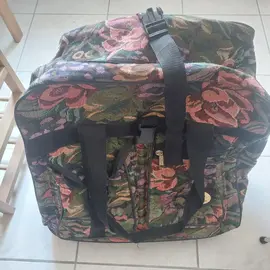 Valise en tissu à roulettes