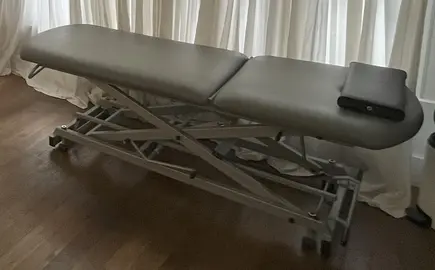 donne table de massage professionnelle