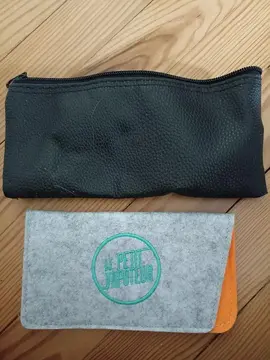 6 pochettes