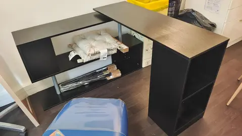 Bureau d'angle noir
