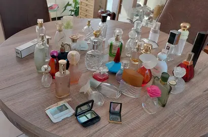 FLACONS VIDES DE PARFUM