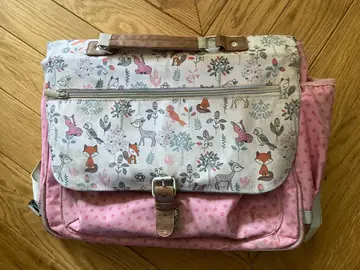 3 cartables à donner
