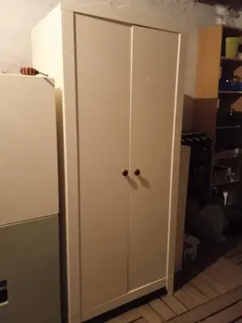 Armoire blanche